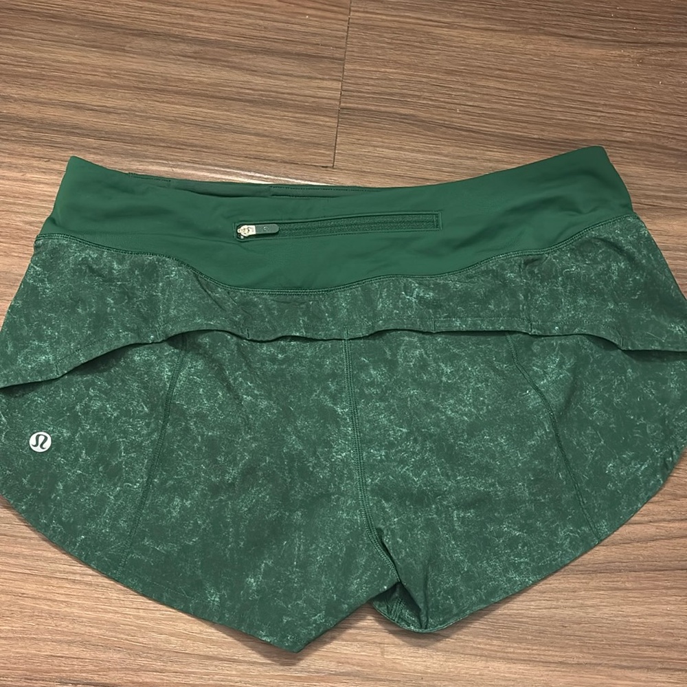 Lululemon Speed Up Green Shorts Size 6|2.5 inch